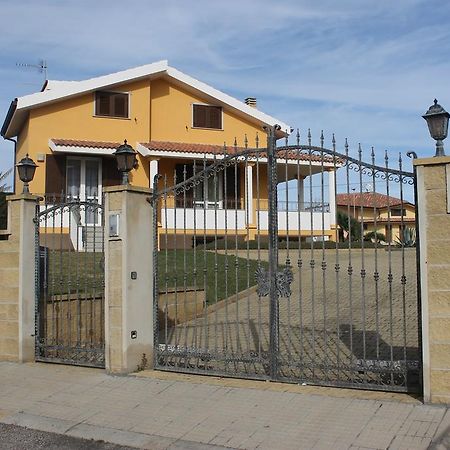 אולמדו Villa Wight חדר תמונה