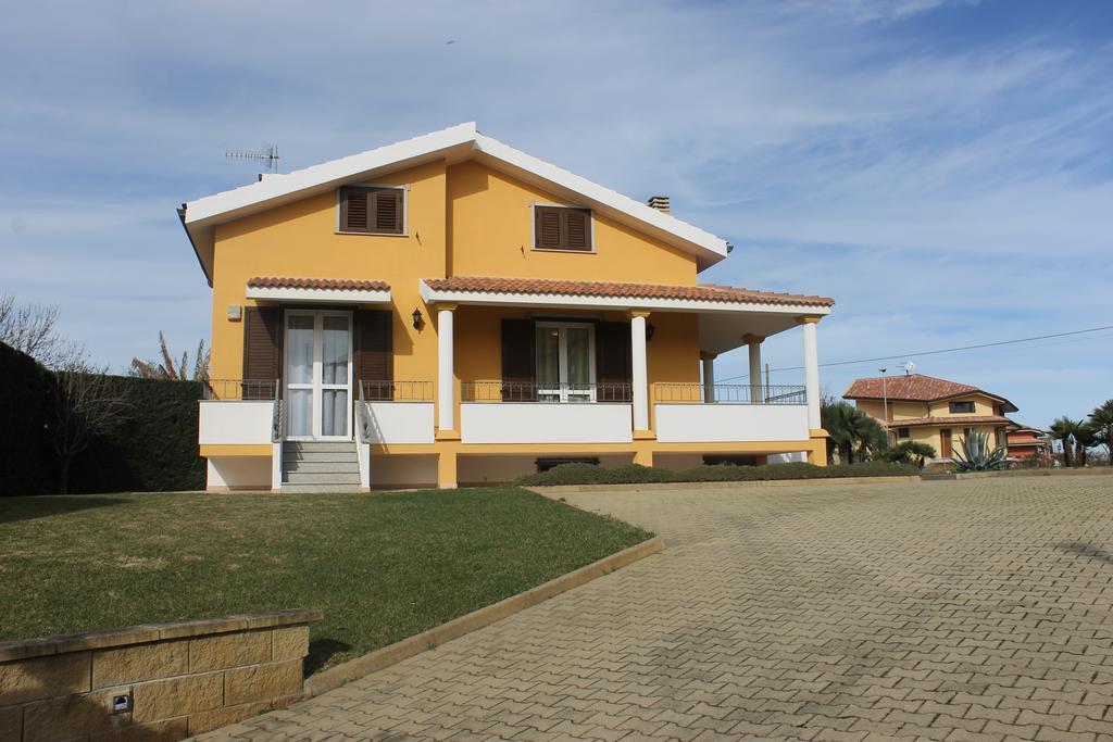 אולמדו Villa Wight חדר תמונה